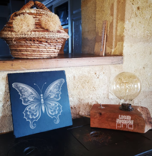Flying Butterfly PNG, Laser Engraving File, Glowforge Ready